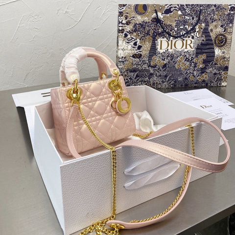 Pearl handbag