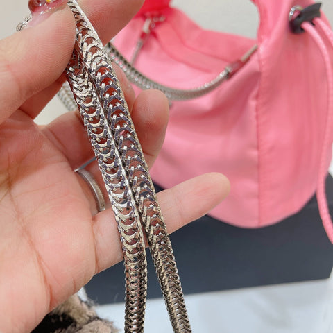 Wavy Side Chain Bag