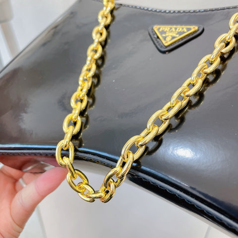 Shiny Leather Chain Shoulder Bag