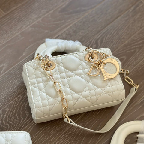 White D-Yoy Lady Handbag